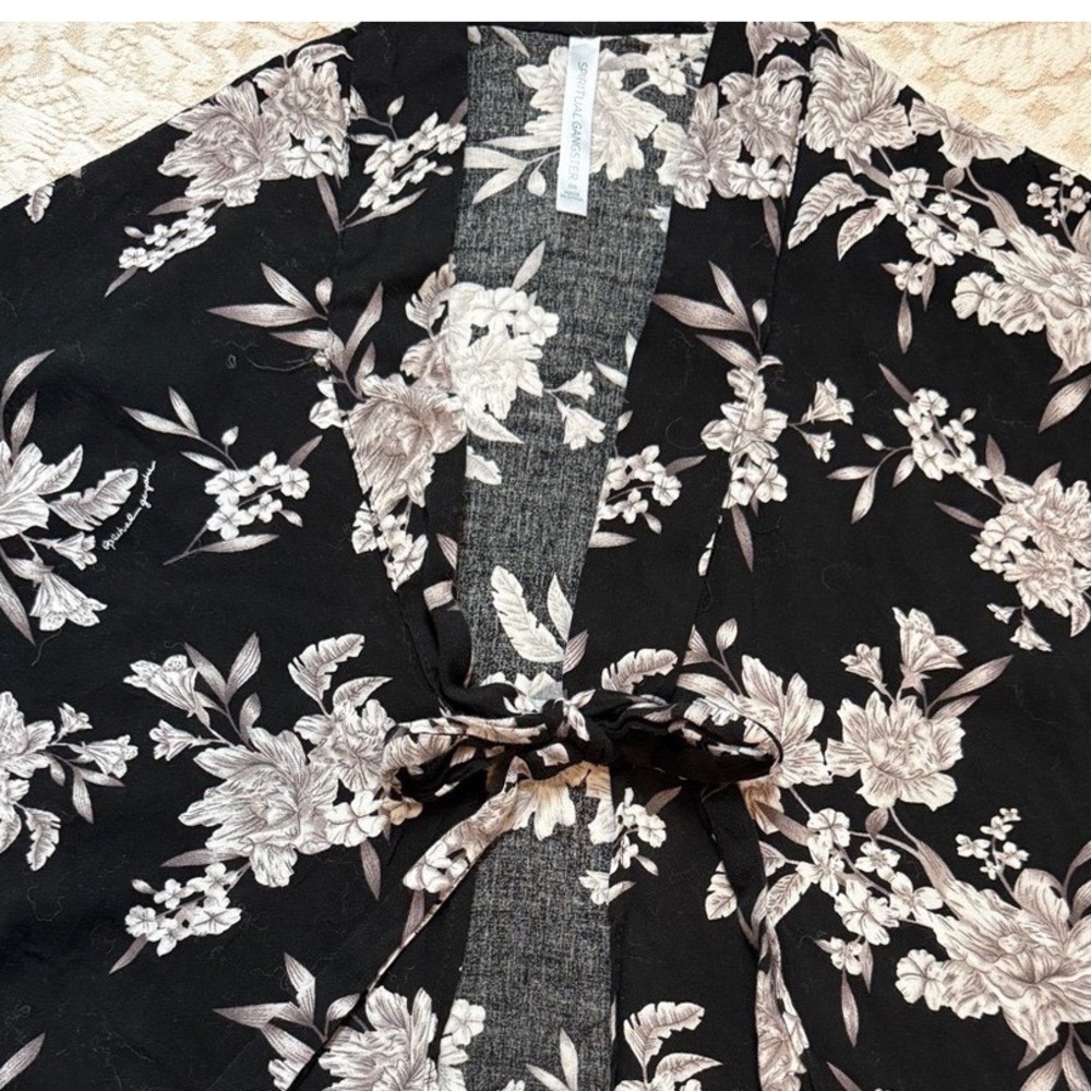 Spiritual Gangster Black White Floral Kimono Duster Cardigan OS Boho Fairy - Picture 5 of 9